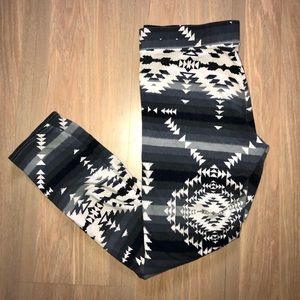 American Eagle Hi-Rise Leggings